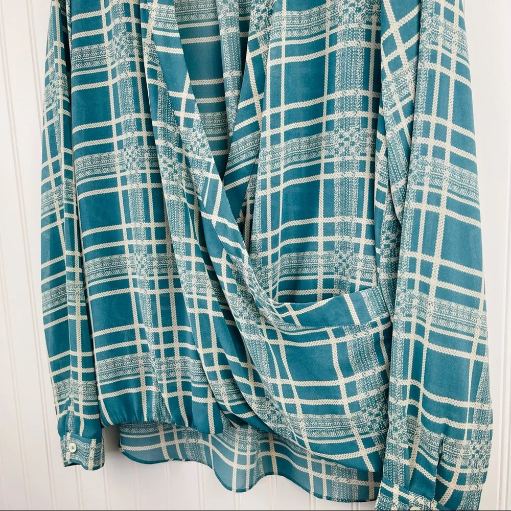 CAbi windowpane wrap